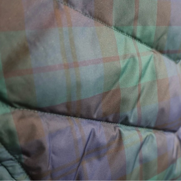 Lands’ End Puffer Vest Cozy Full Zip Snap Pockets Blue Green Plaid Check Size XS - Picture 3 of 15